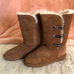 BearPaw Boots Sz 7